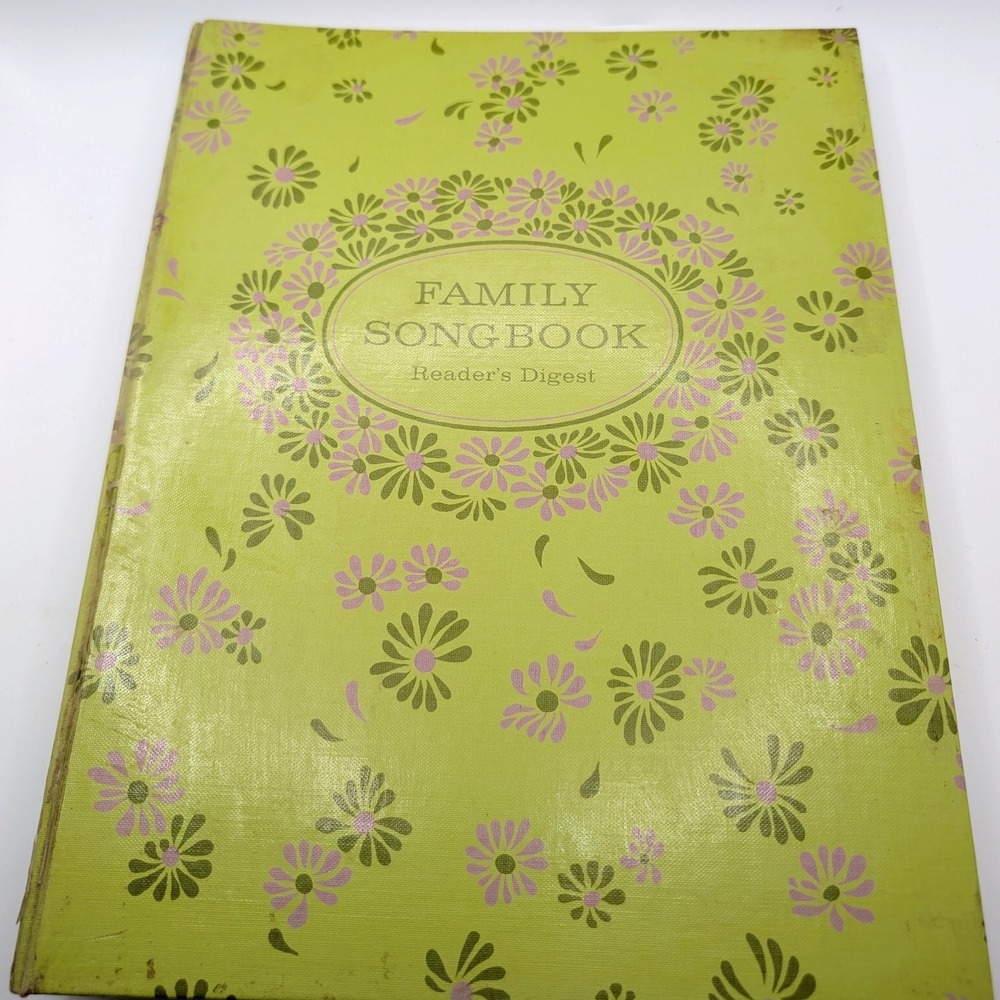 Vtg 1969 Reader's Digest Family Songbook Green Floral Spiral Bound Sheet Music